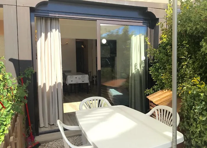 Appartement rénové aux portes de St tropez